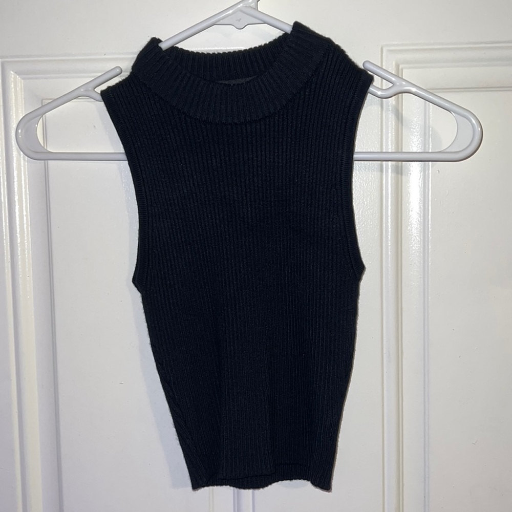 Black Sweater Crop Top